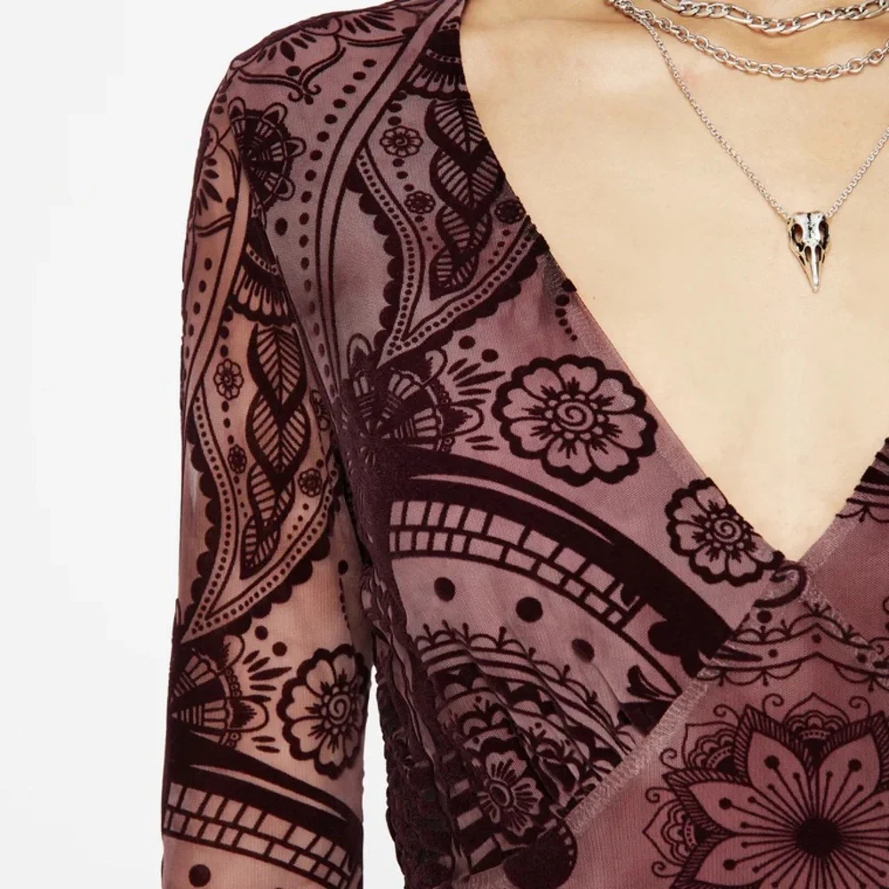 NEW Disturbia Loveday Paisley Mermaid MIDI Dress - Picture 2 of 8